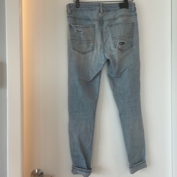 American Eagle ripped skinny jeans - Picture 2 of 2